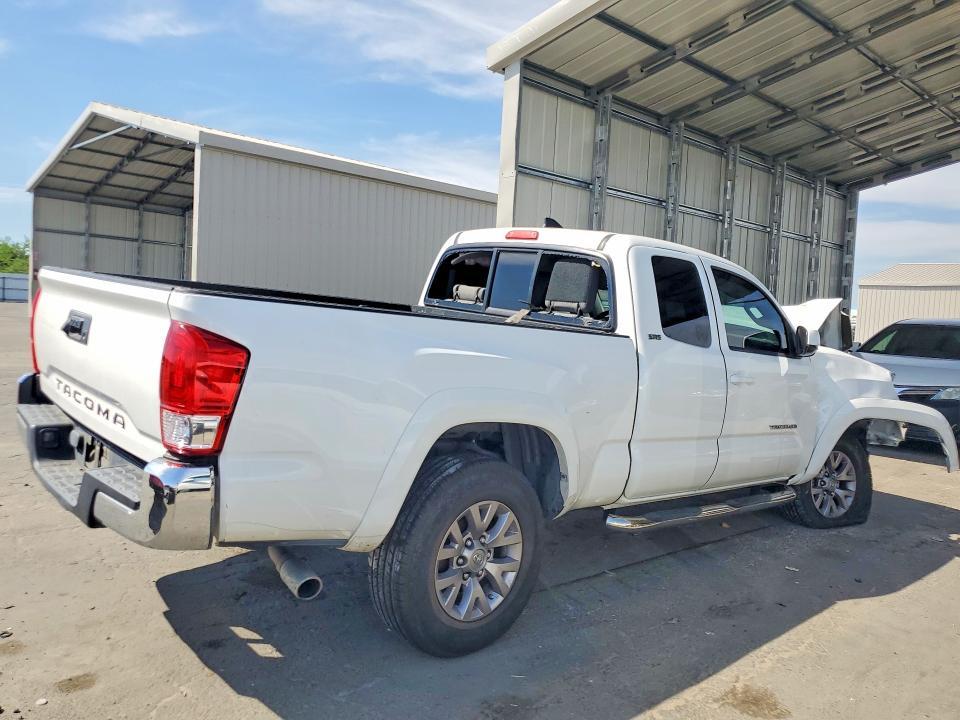 2016 Toyota Tacoma SR5