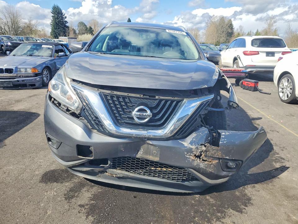 2016 Nissan Murano s