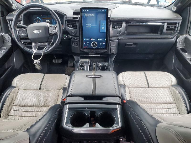 2023 Ford F150 Lightning pro