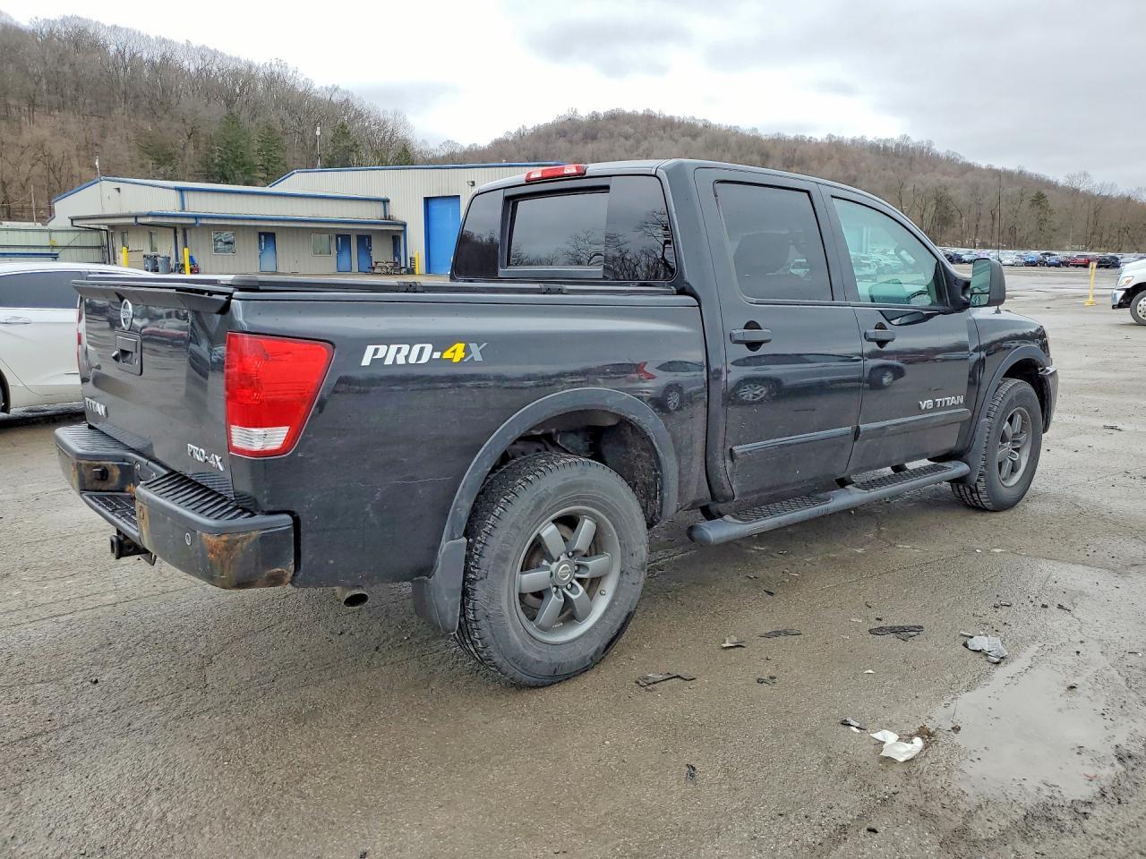 2015 Niss Titan PRO-4X