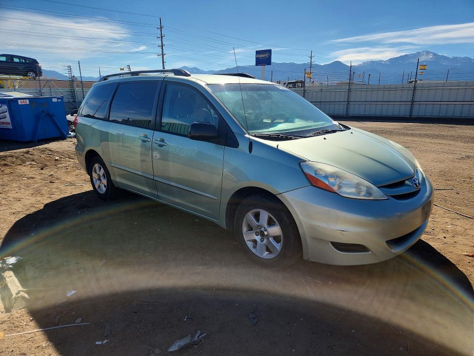 2009 Toyota Sienna le 7-passenger