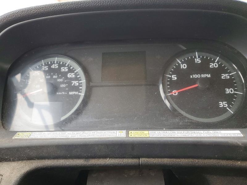 2016 Hino 258/268 box Truck