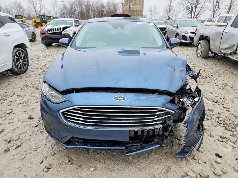 2019 Ford Fusion se