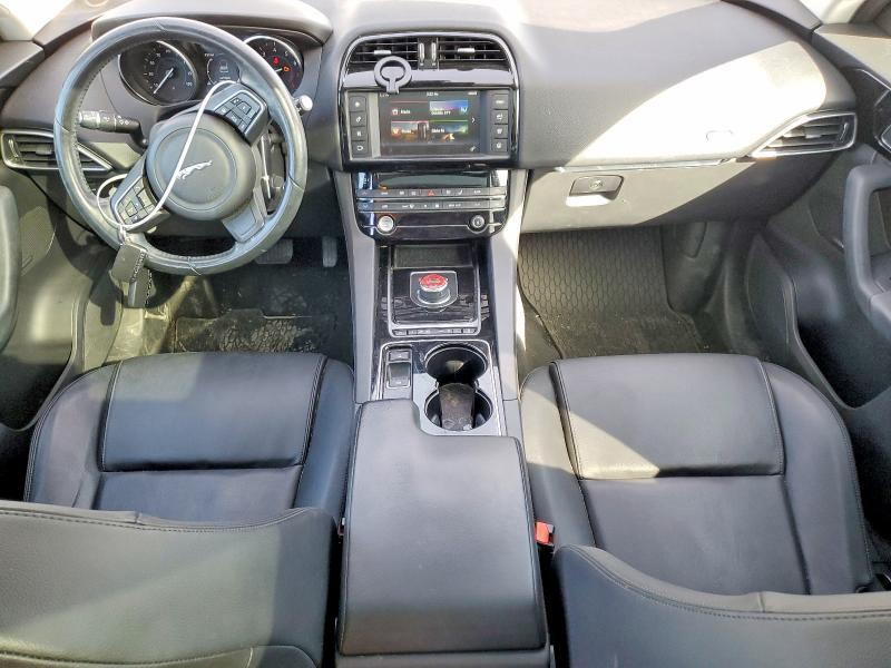 2017 Jaguar F-pace