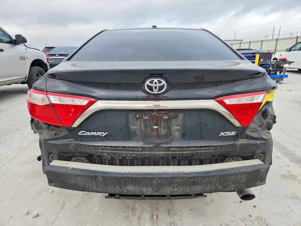 2017 Toyota Camry xse