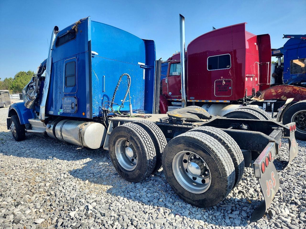 2016 Kenworth W990 Semi Truck