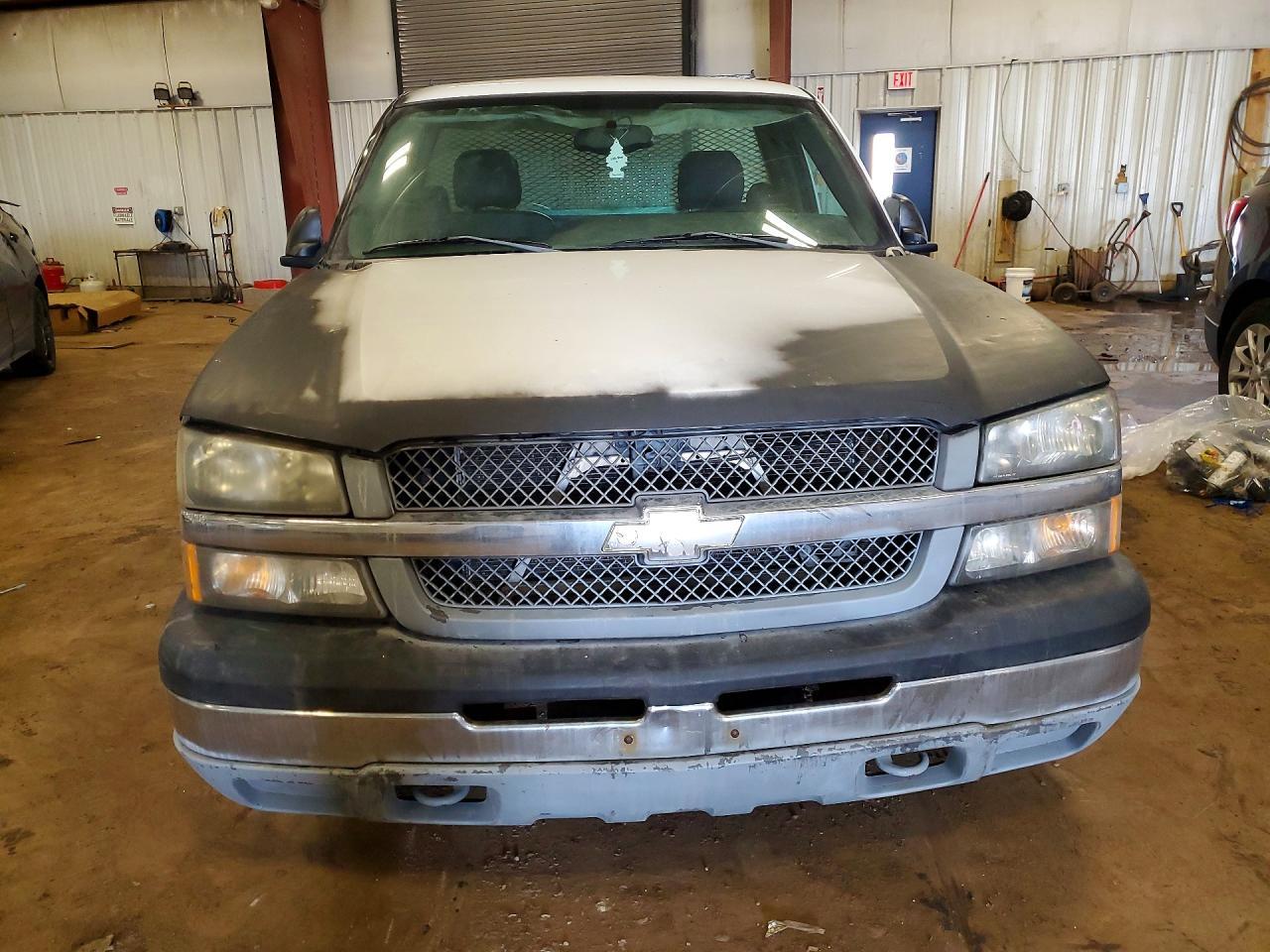 2004 Chevrolet Silverado C1500