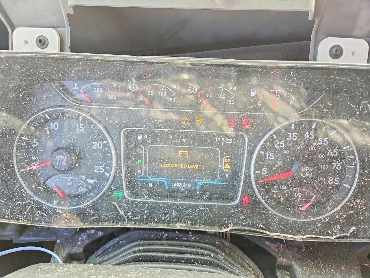 2020 International LT625 Semi Truck