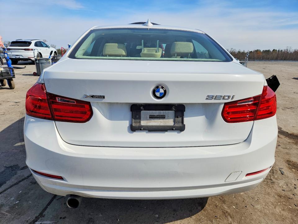 2014 BMW 320 i Xdrive