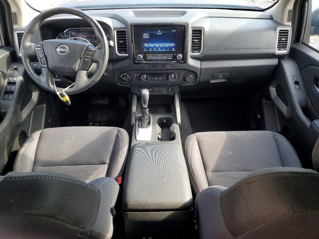 2023 Nissan Frontier SV