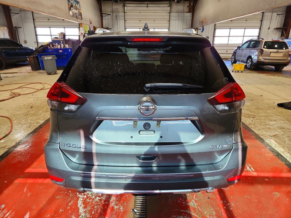 2018 Nissan Rogue sv