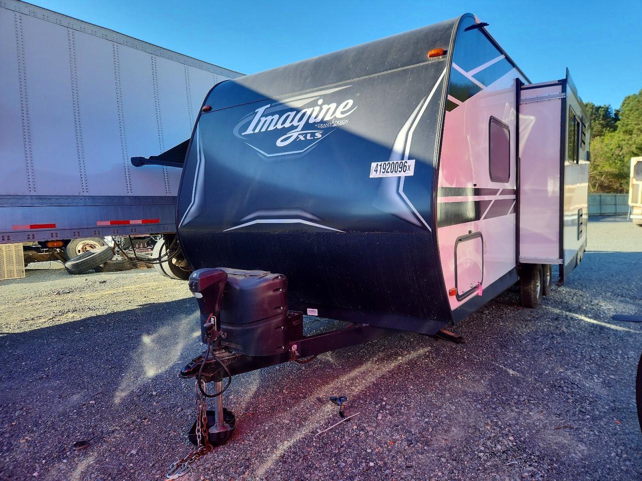 2022 Grand Design Imagine Camper