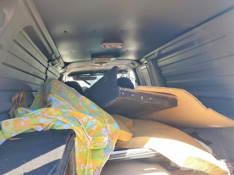 2003 Ford E350 Delivery Van