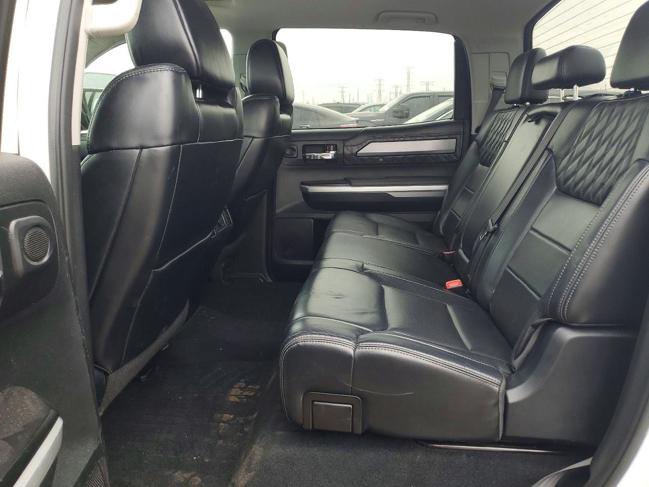 2017 Toyota Tundra Platinum