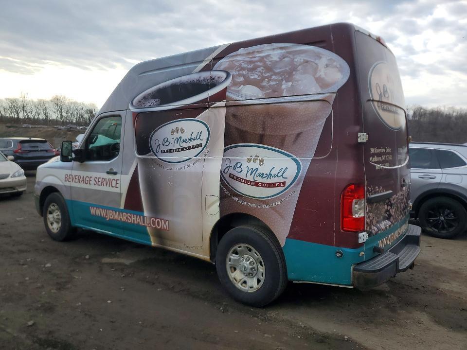 2013 Nissan NV 2500 HD S