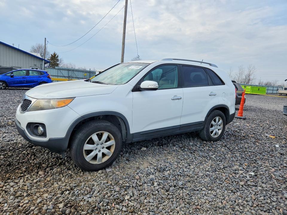 2011 KIA Sorento lx