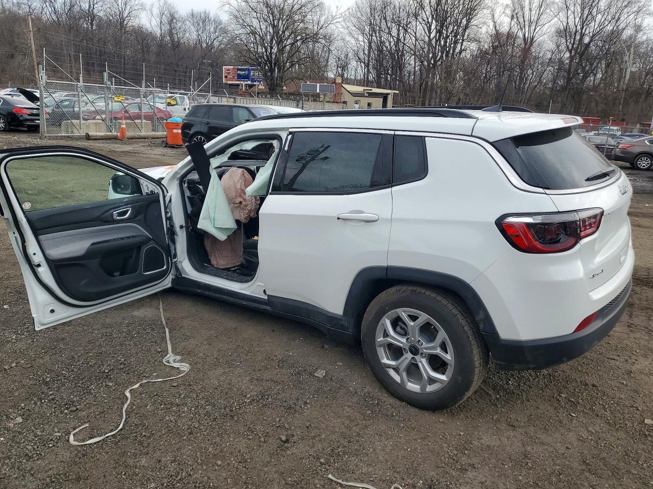 2025 Jeep Compass Latitude