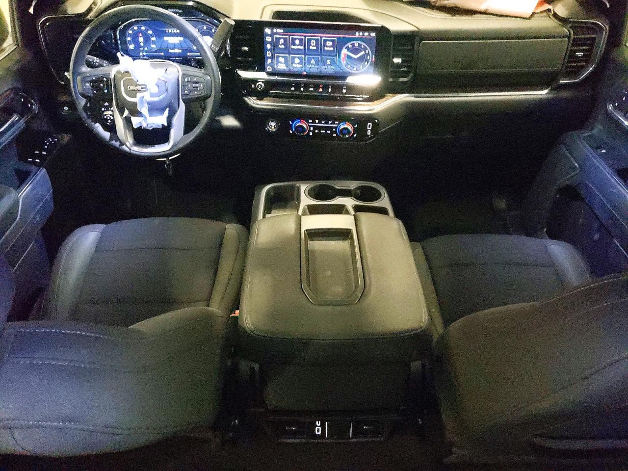 2024 GMC Sierra K1500 Elevation