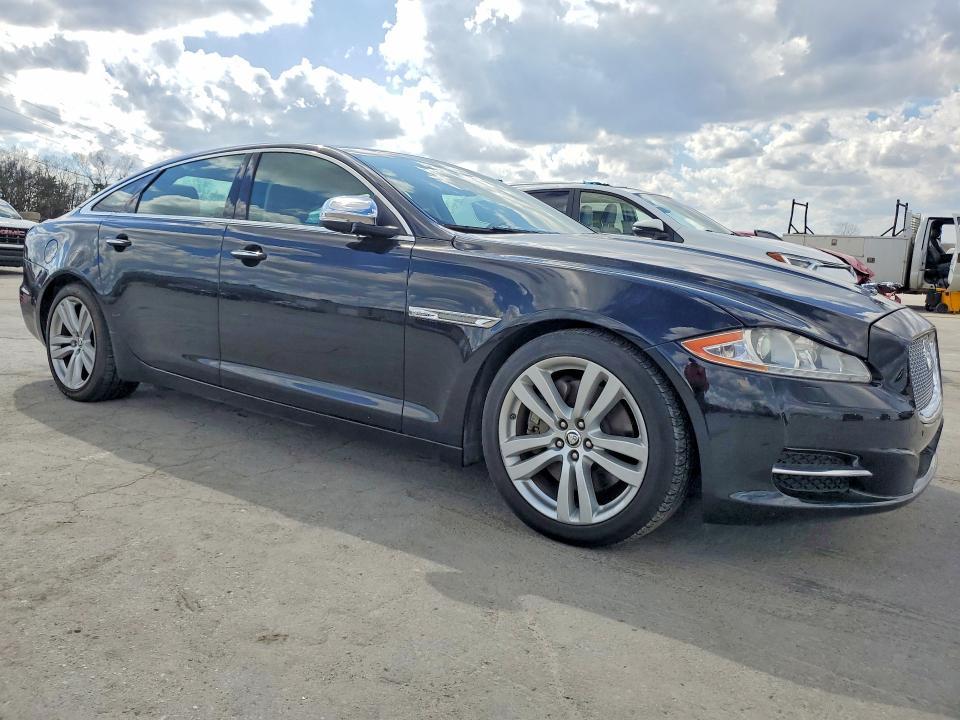 2013 Jaguar XJ