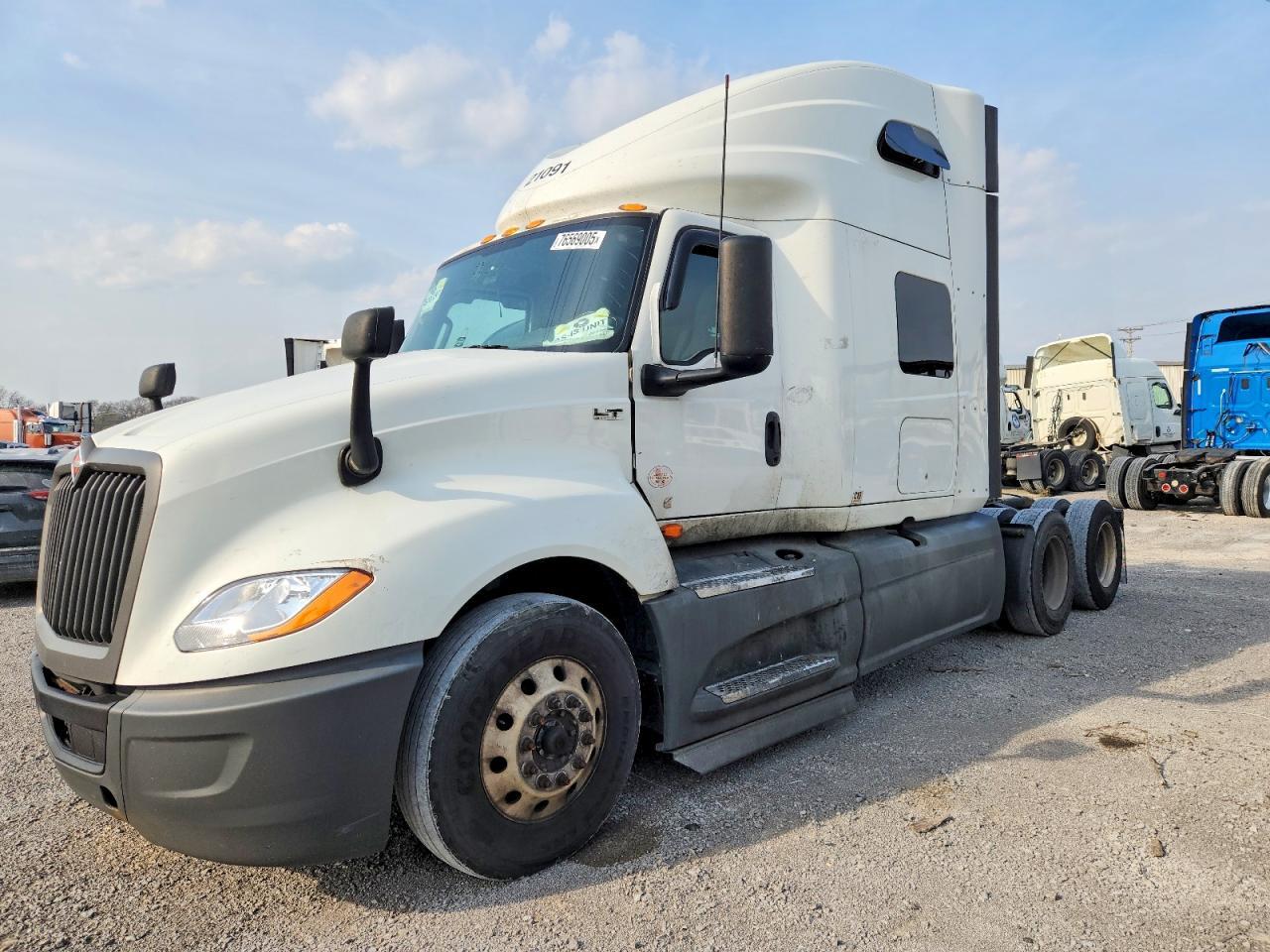 2021 International LT625 Semi Truck