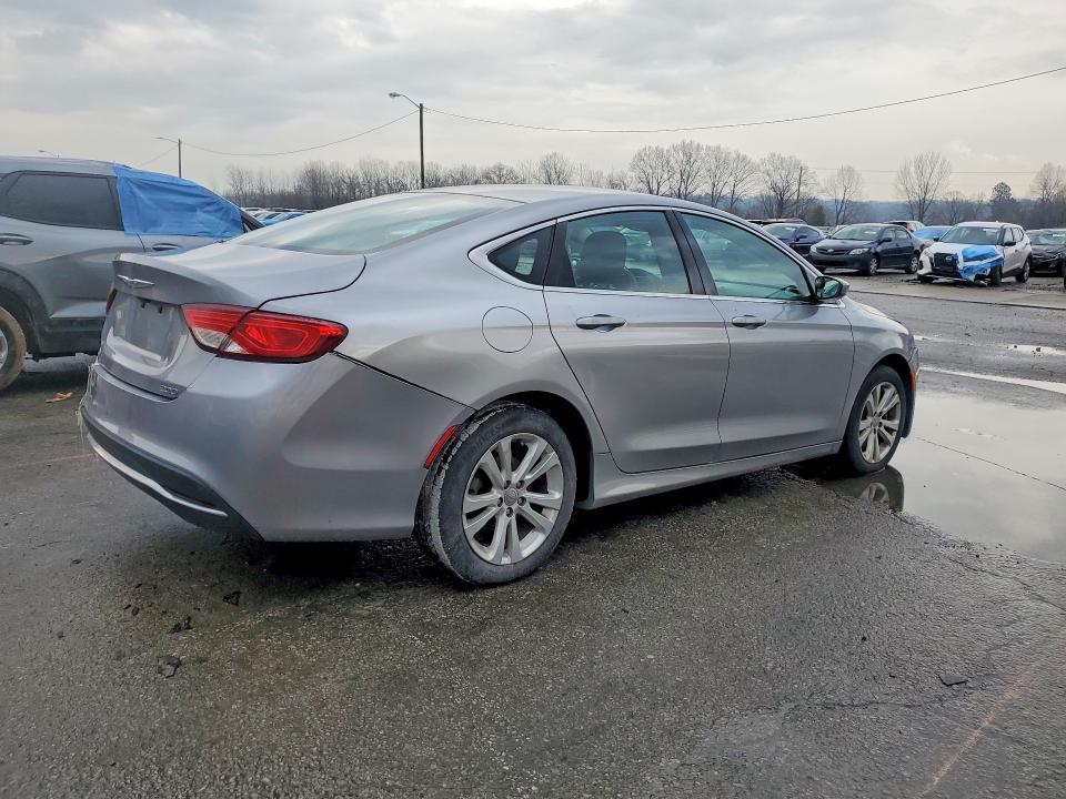 2016 Chrysler 200 Limited
