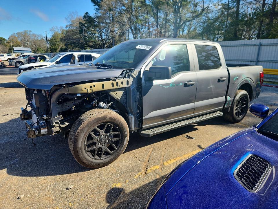 2025 Ford F150 stx