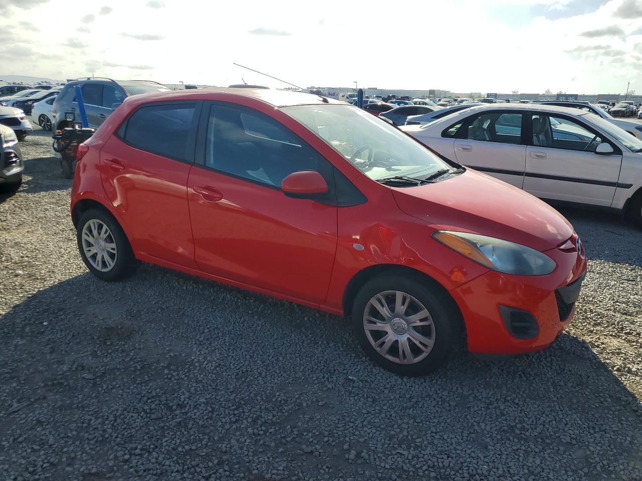 2014 Mazda 2 Sport