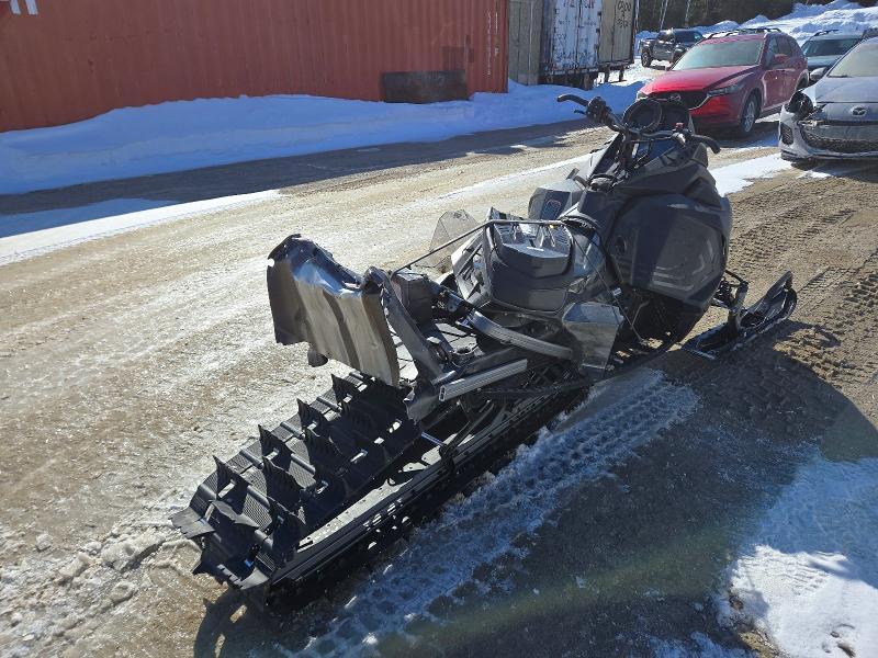 2025 Lynx Brutal RE 900 ACE T