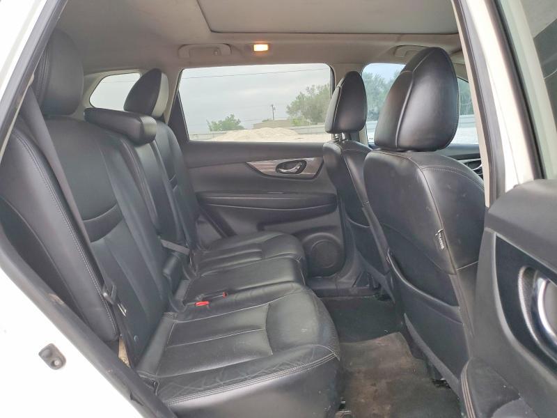 2015 Nissan Rogue sl