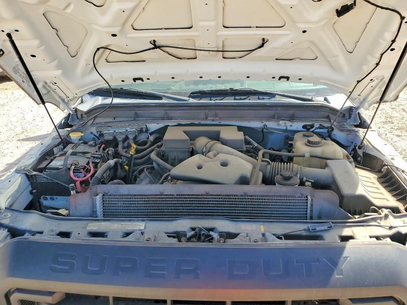 2011 Ford F350 Super Duty Flatbed Truck