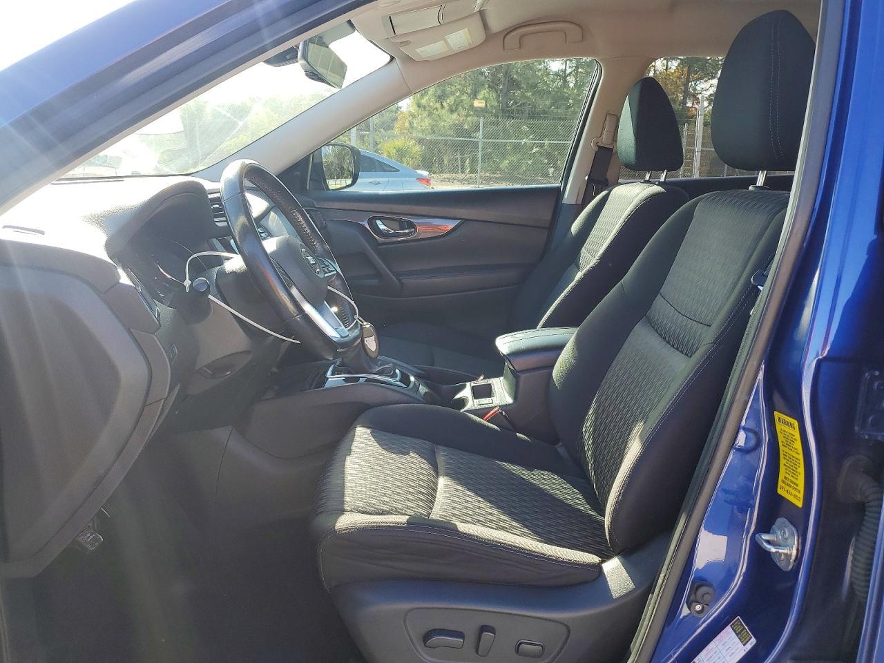 2019 Nissan Rogue sv