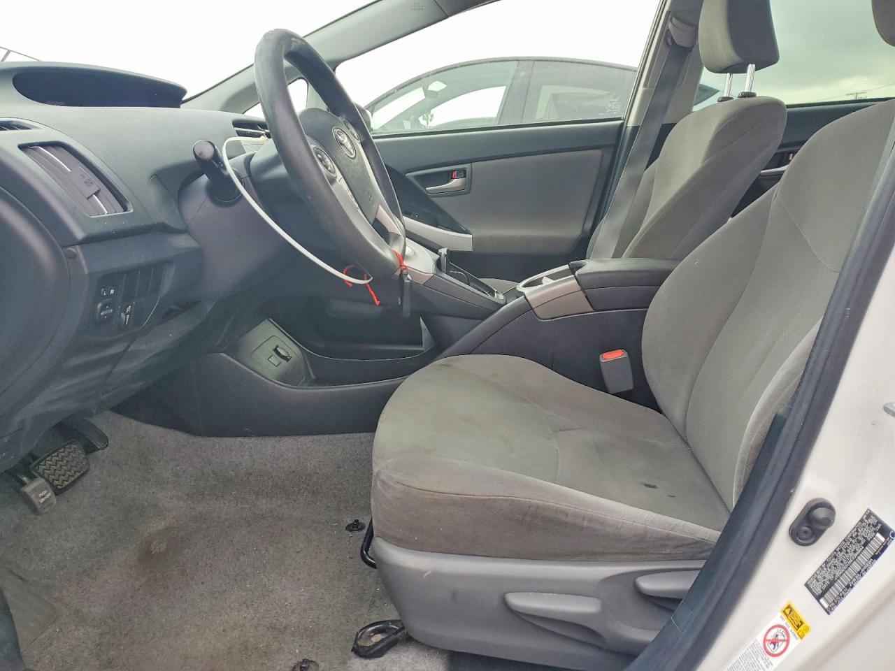 2014 Toyota Prius two