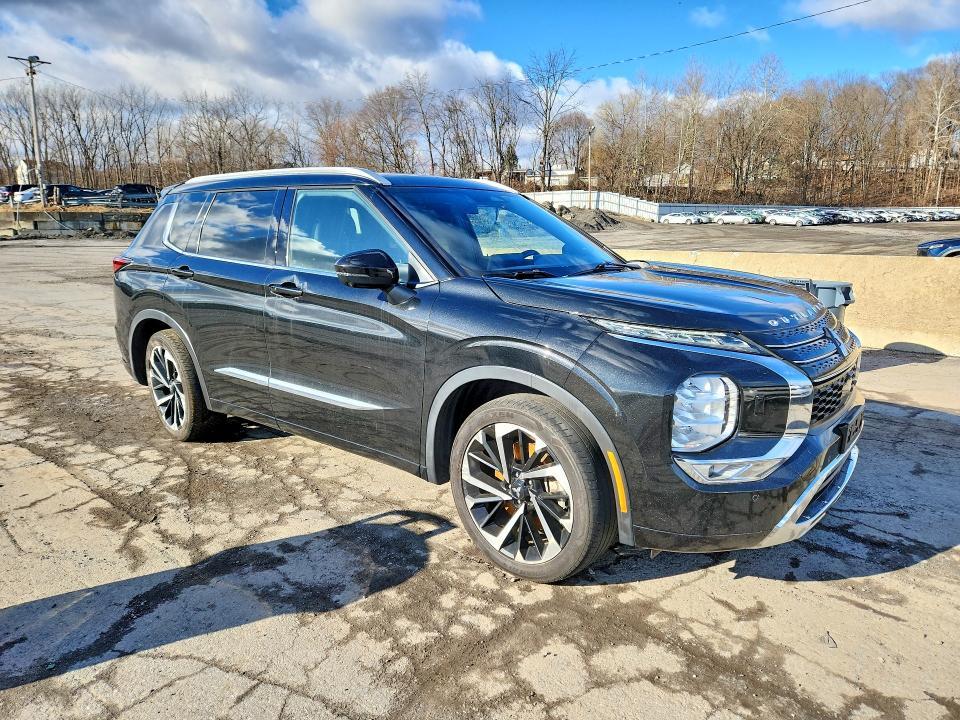 2022 Mitsubishi Outlander sel