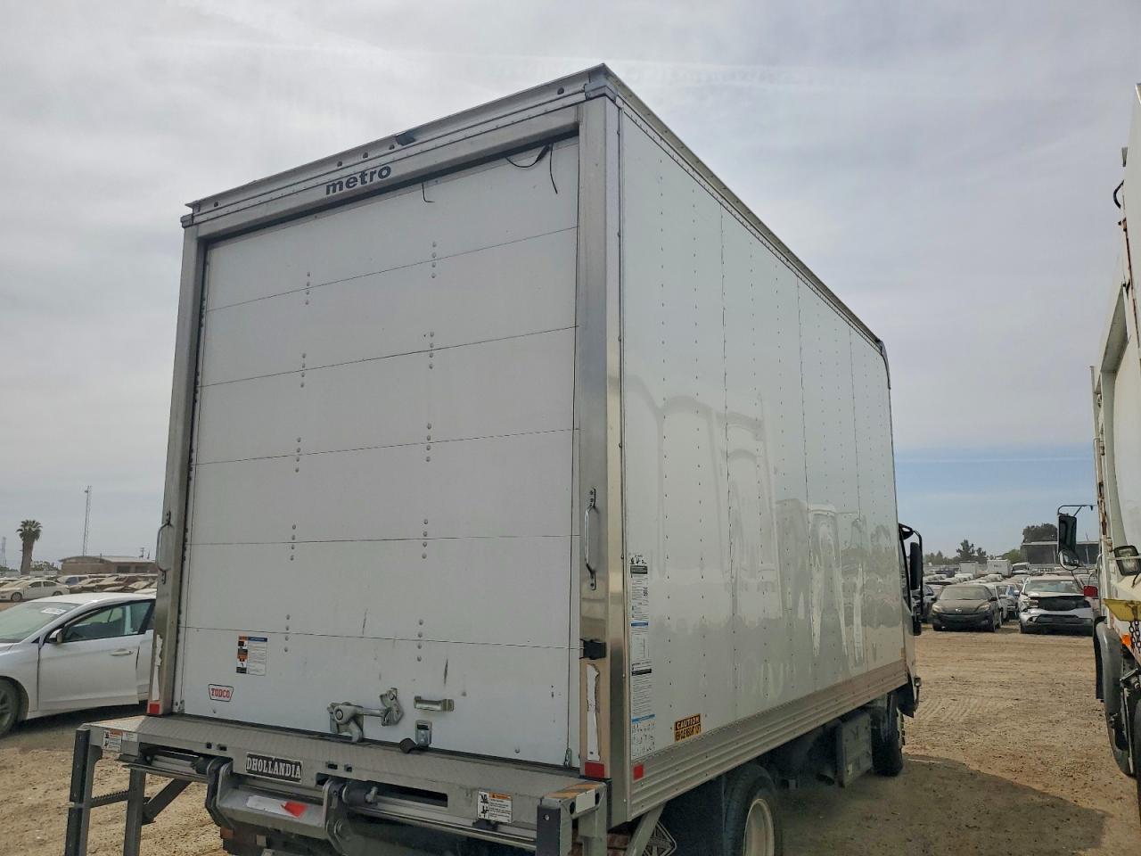 2024 Isuzu NPR HD BOX Truck
