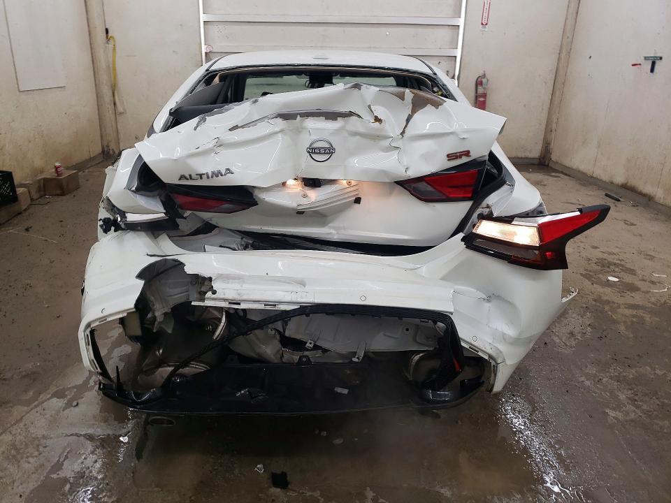 2024 Nissan Altima 2.5 sr