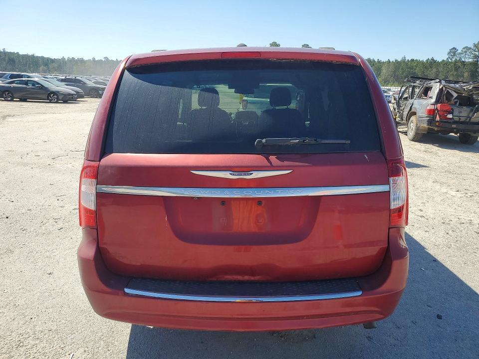 2016 Chrysler Town & Country Touring