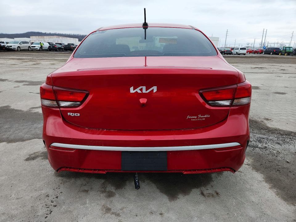 2022 KIA Rio s