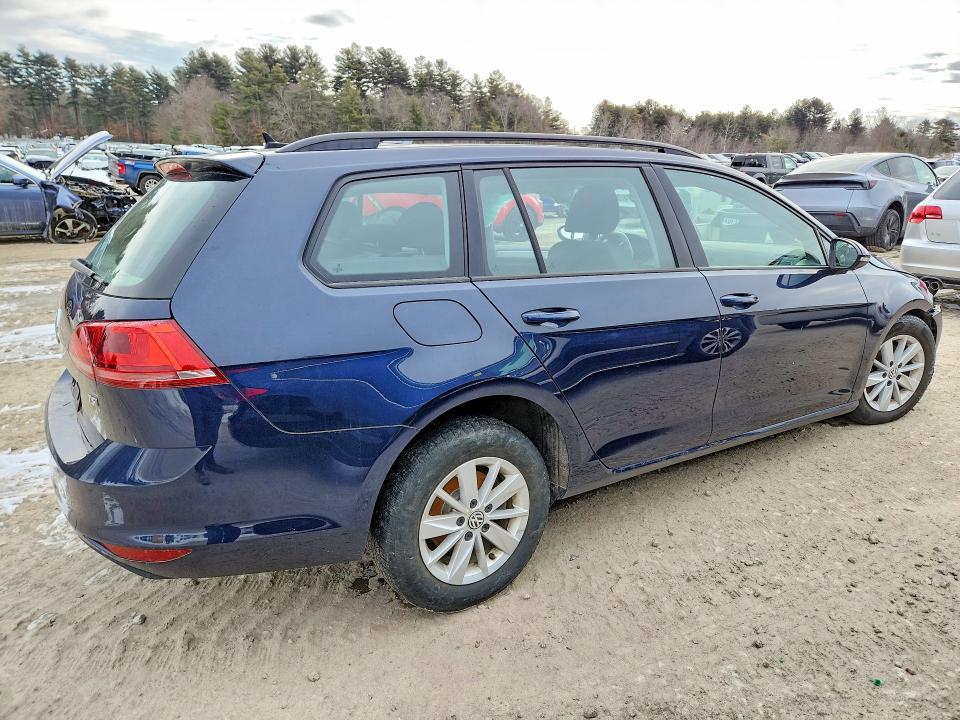2017 Volkswagen Golf Sportwagen s