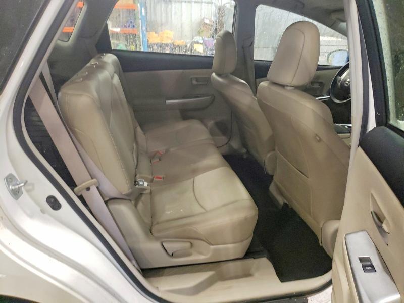 2013 Toyota Prius v Five