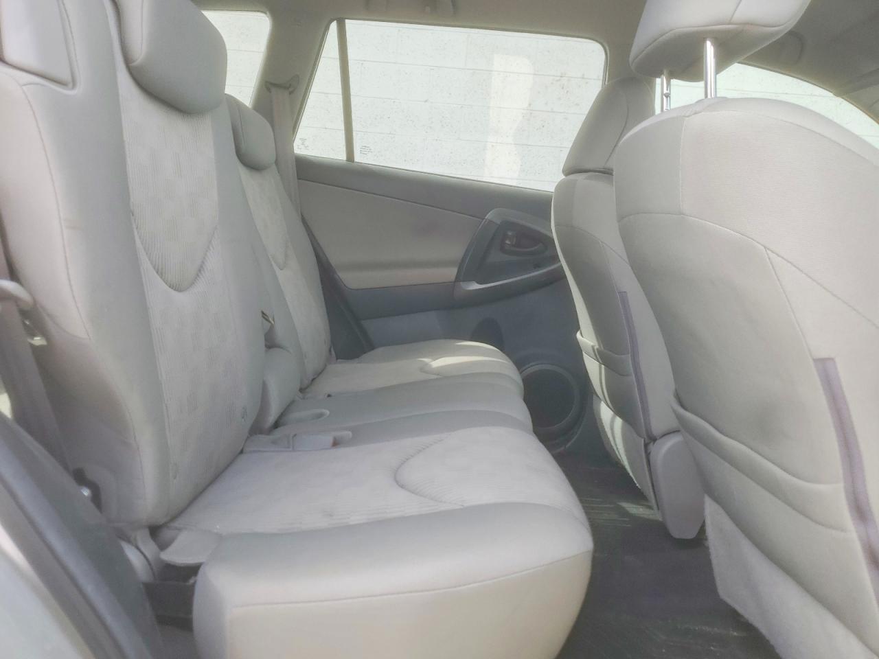 2010 Toyota Rav4 Base
