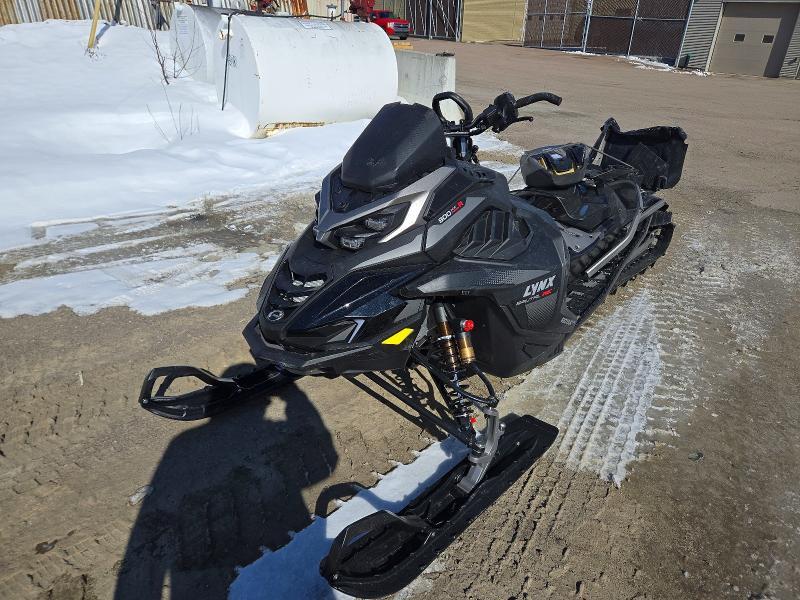 2025 Lynx Brutal RE 900 ACE T