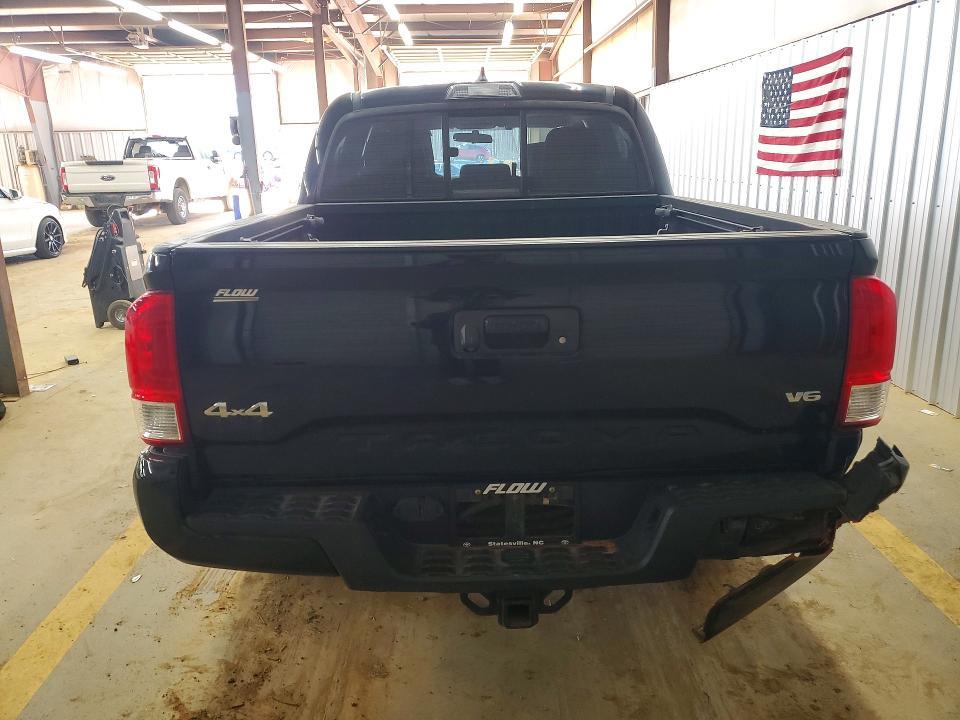2017 Toyota Tacoma SR V6