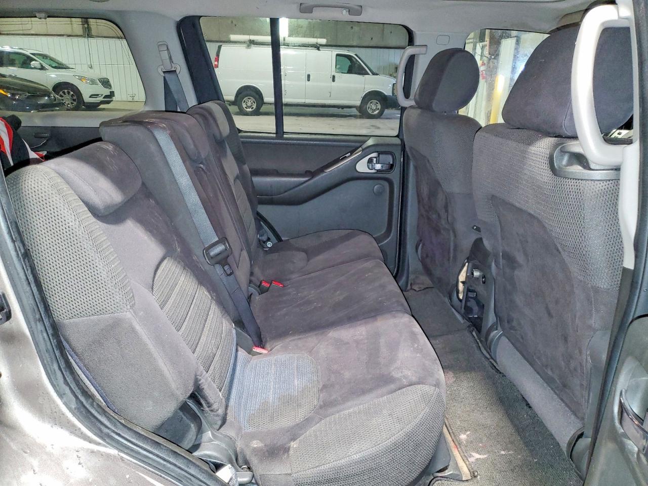 2006 Nissan Pathfinder s