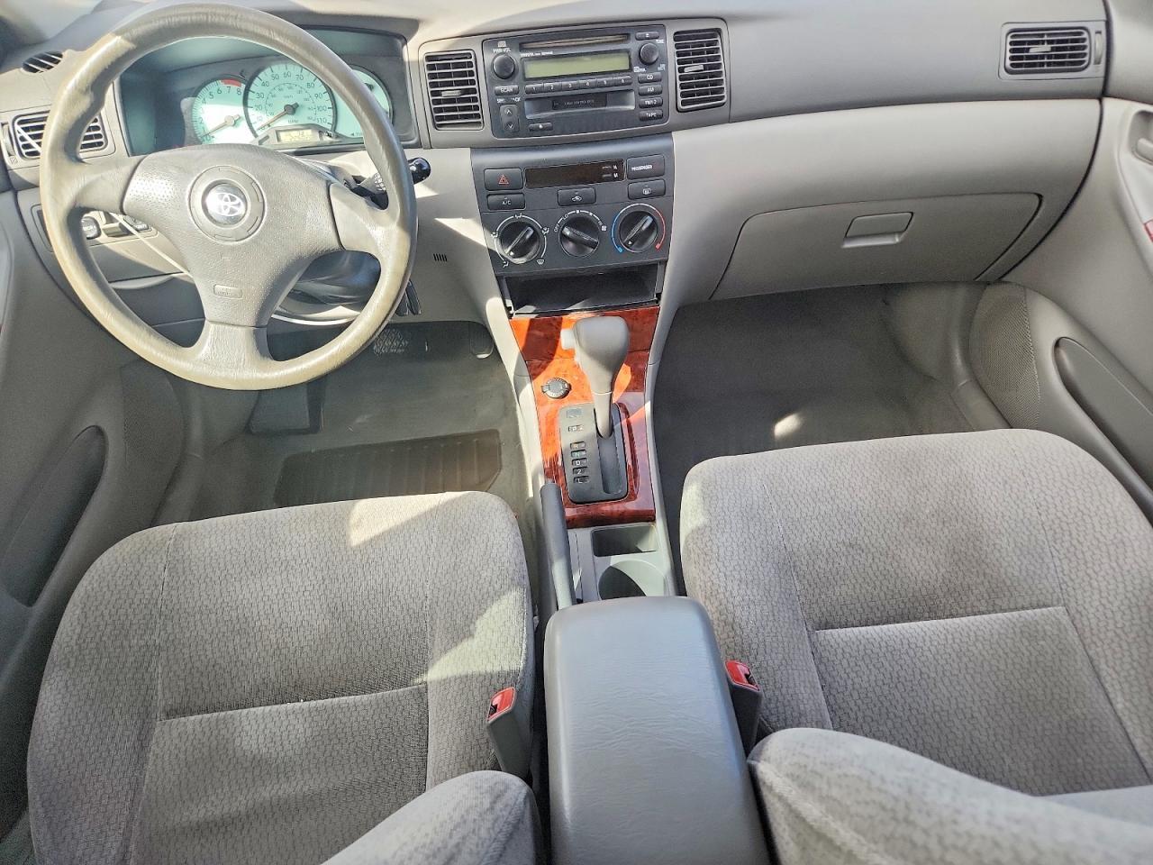 2004 Toyota Corolla ce