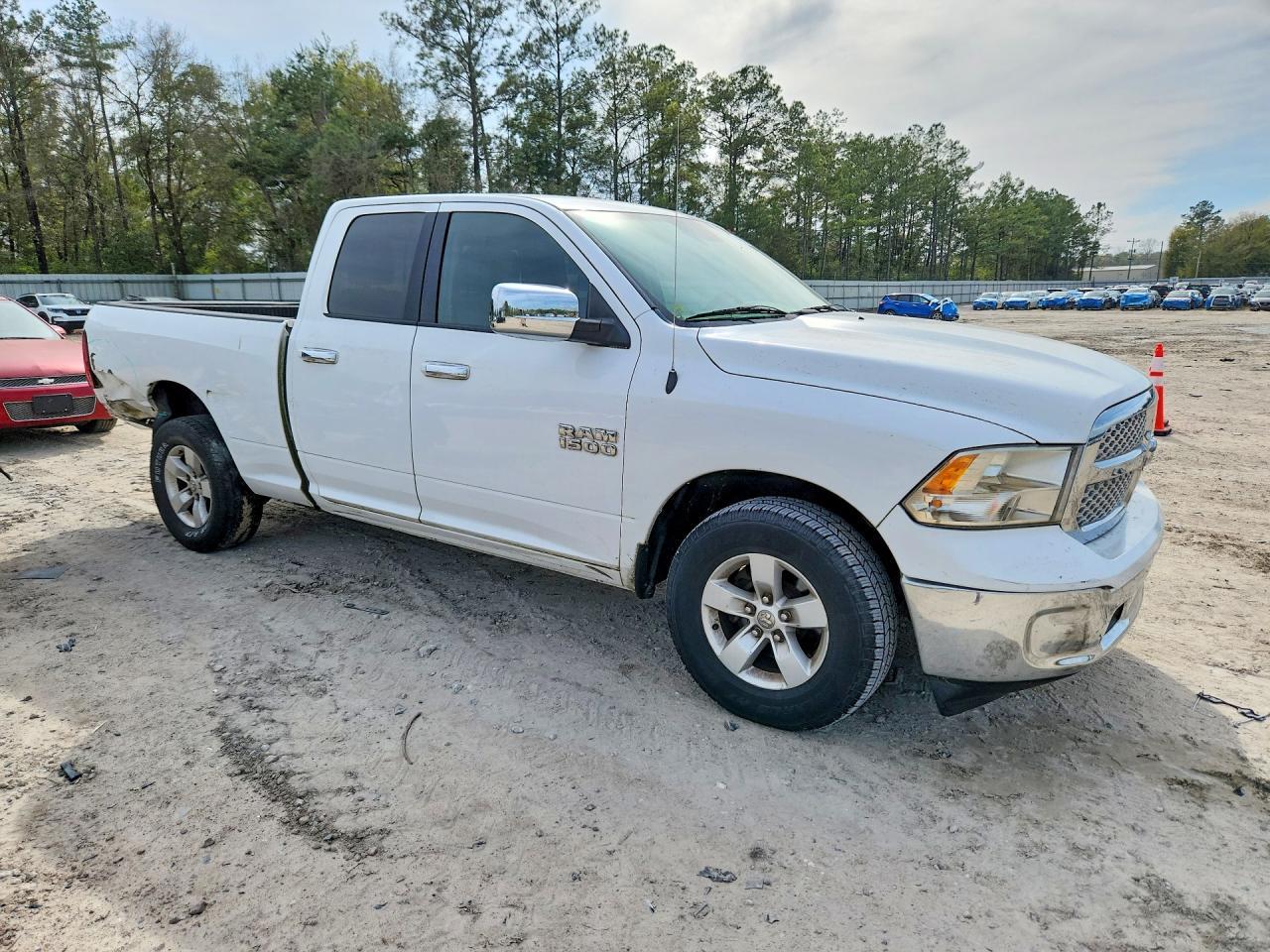 2015 Dodge RAM 1500 SLT