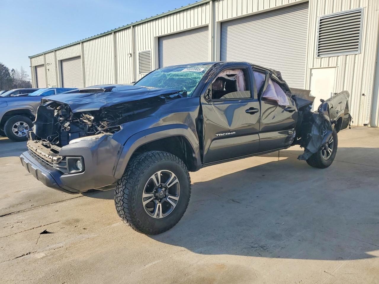 2018 Toyota Tacoma Double Cab