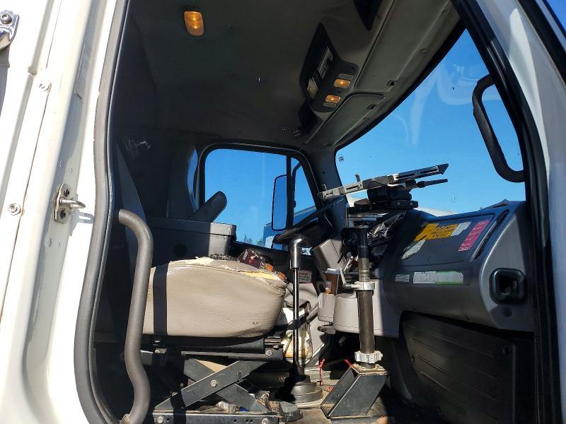 2013 Freigliner 2013 Freightliner 108sd Utility / Service Truck