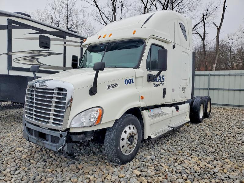 2013 Freigliner Cascadia 125