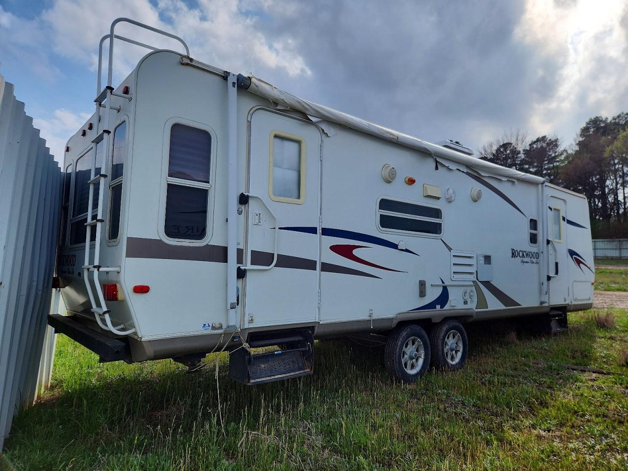 2007 Foresriver 2007 Forest River Rockwood Camper