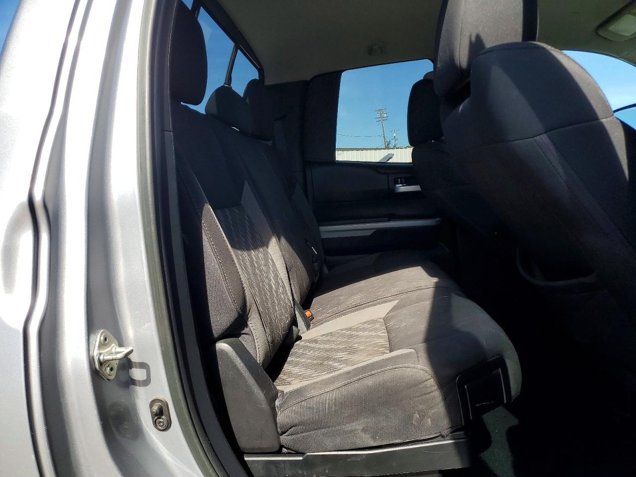 2018 Toyota Tundra SR5